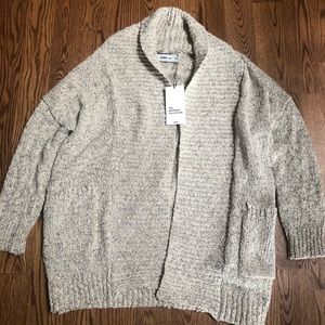 Zara knit cardigan size M,  NWT